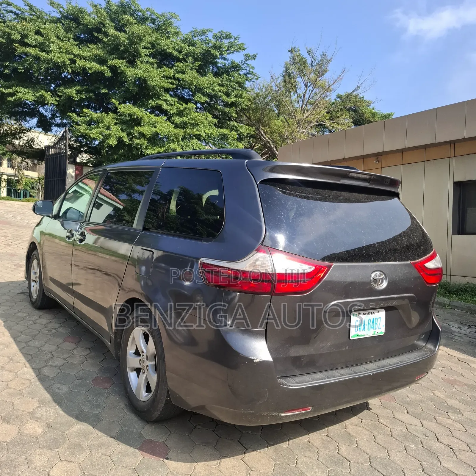 Toyota Sienna 2015 Gray