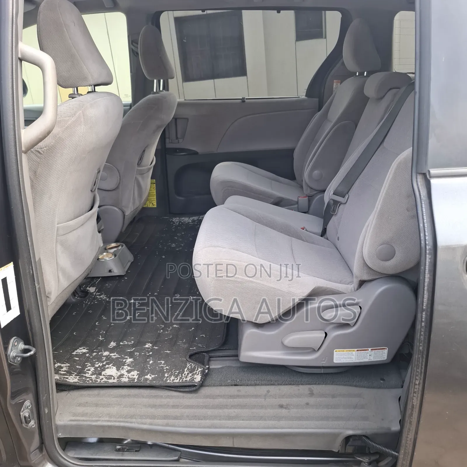 Toyota Sienna 2015 Gray