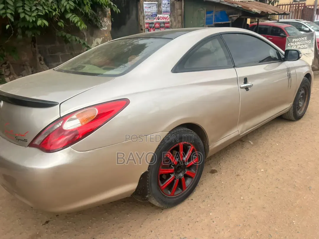 Toyota Solara 2006