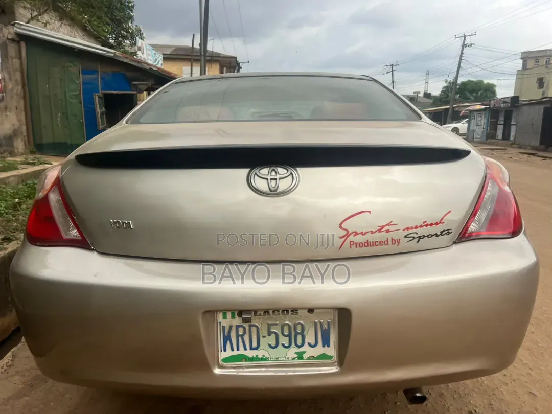 Toyota Solara 2006