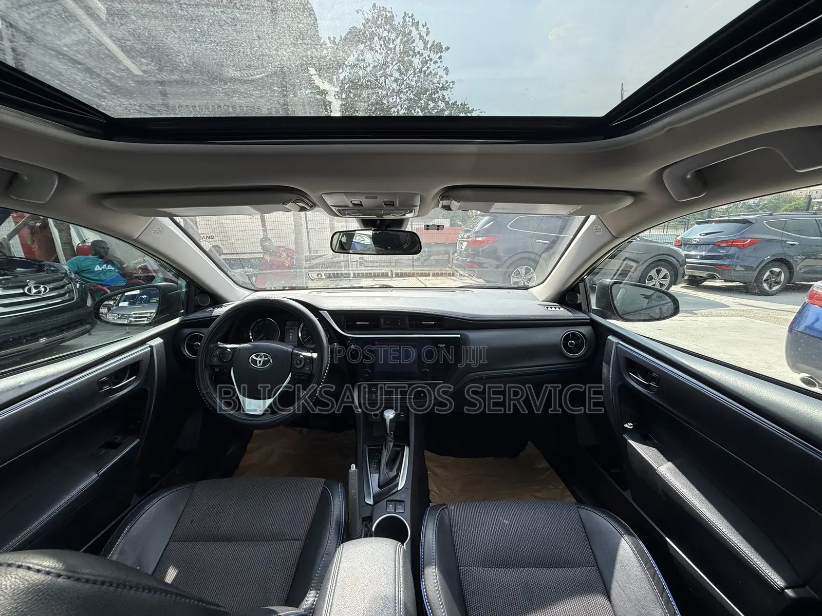 Toyota Corolla SE Special Edition 4dr Sedan (1.8L 4cyl CVT) 2017 Black