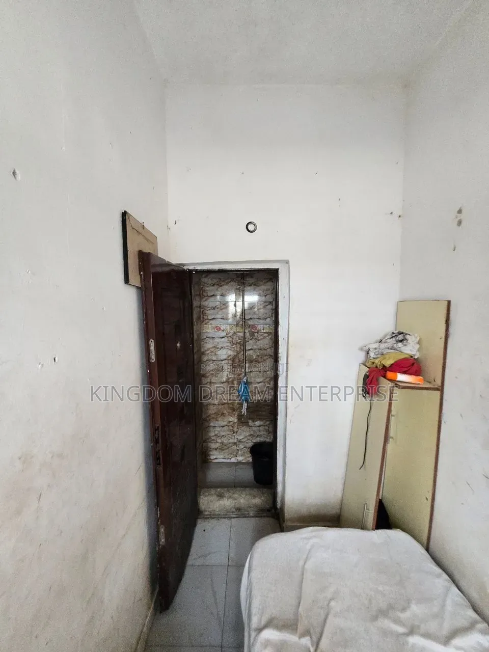 Studio Apartment in Chevron Alternative for rent