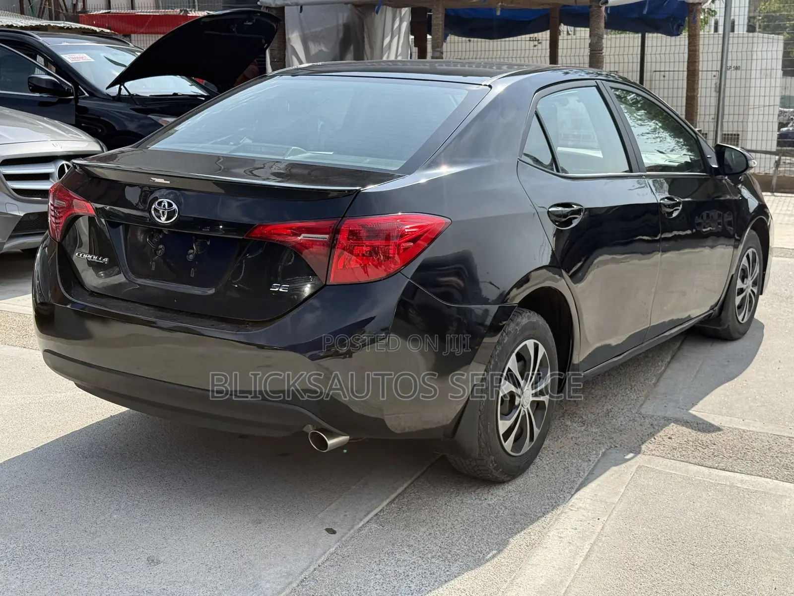 Toyota Corolla SE Special Edition 4dr Sedan (1.8L 4cyl CVT) 2017 Black
