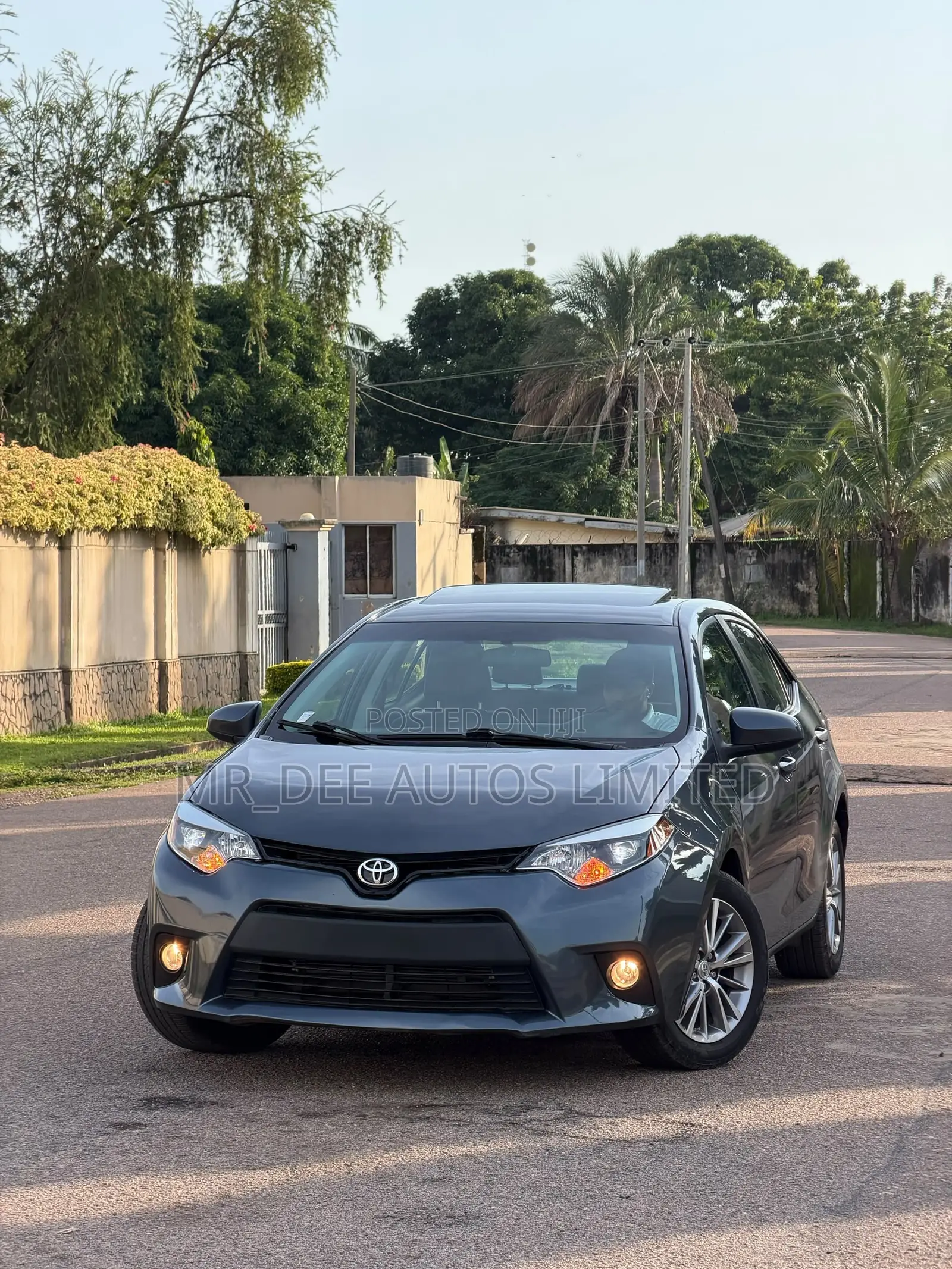 Toyota Corolla 2015 Gray