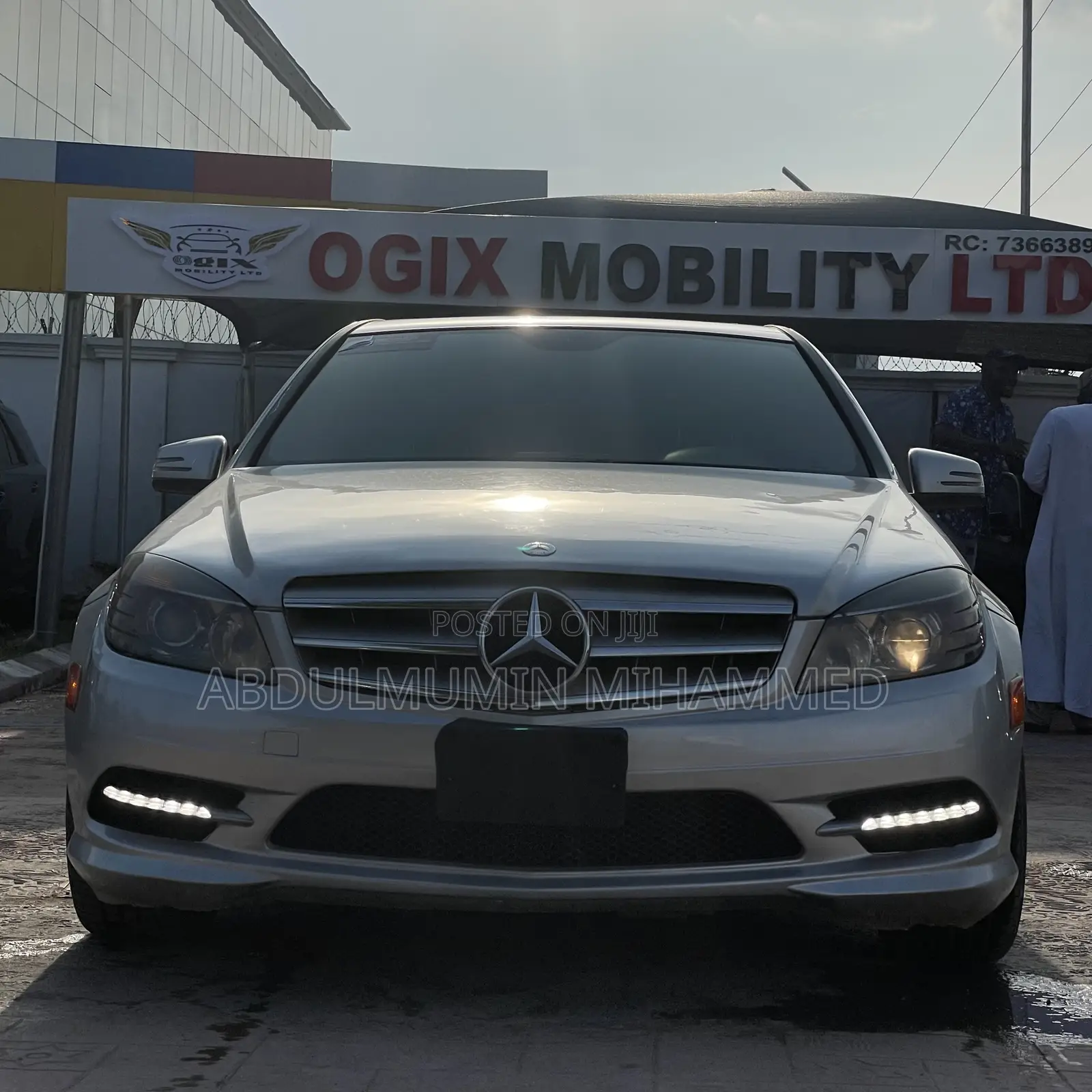 Mercedes-Benz C300 2011 Silver