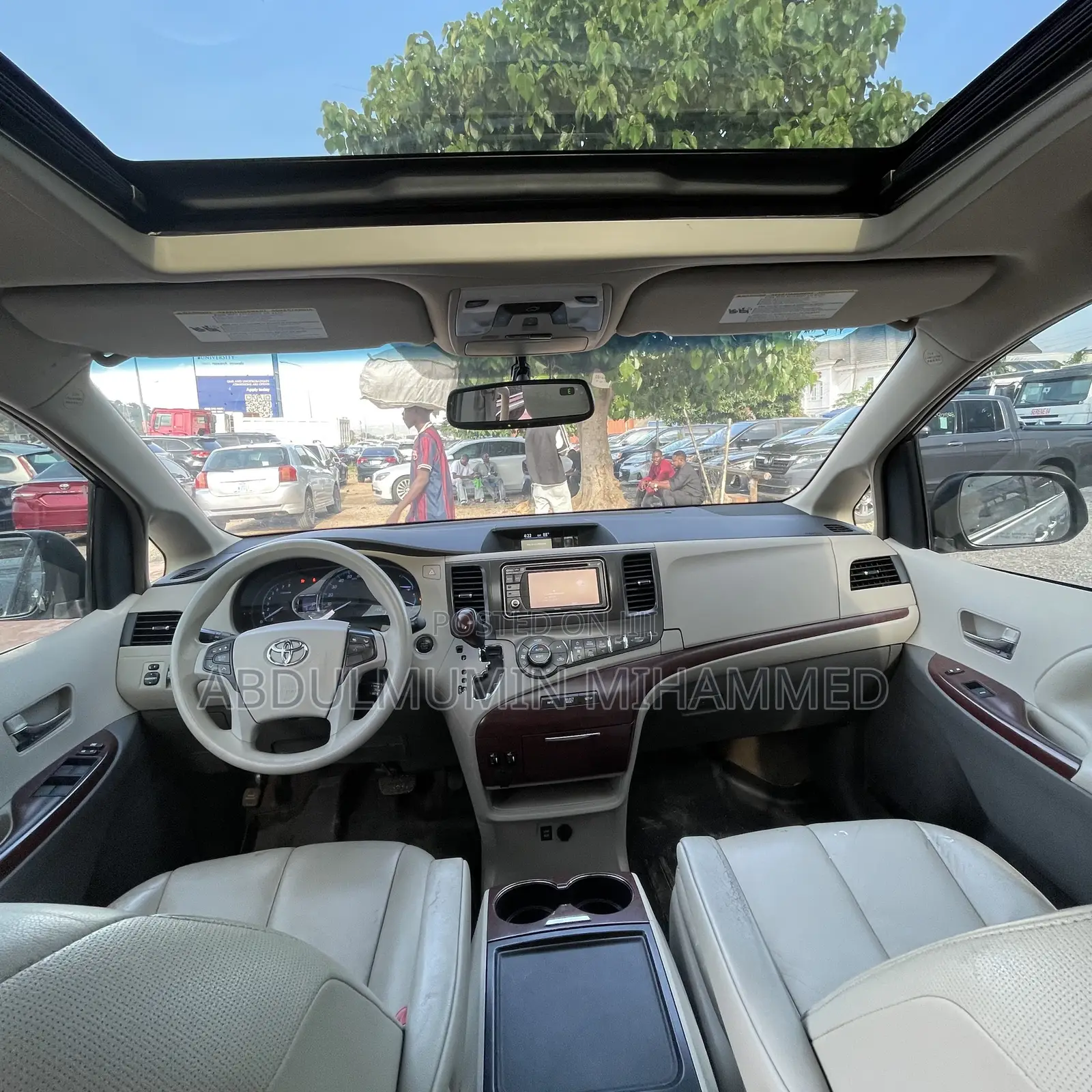 Toyota Sienna 2012 Silver