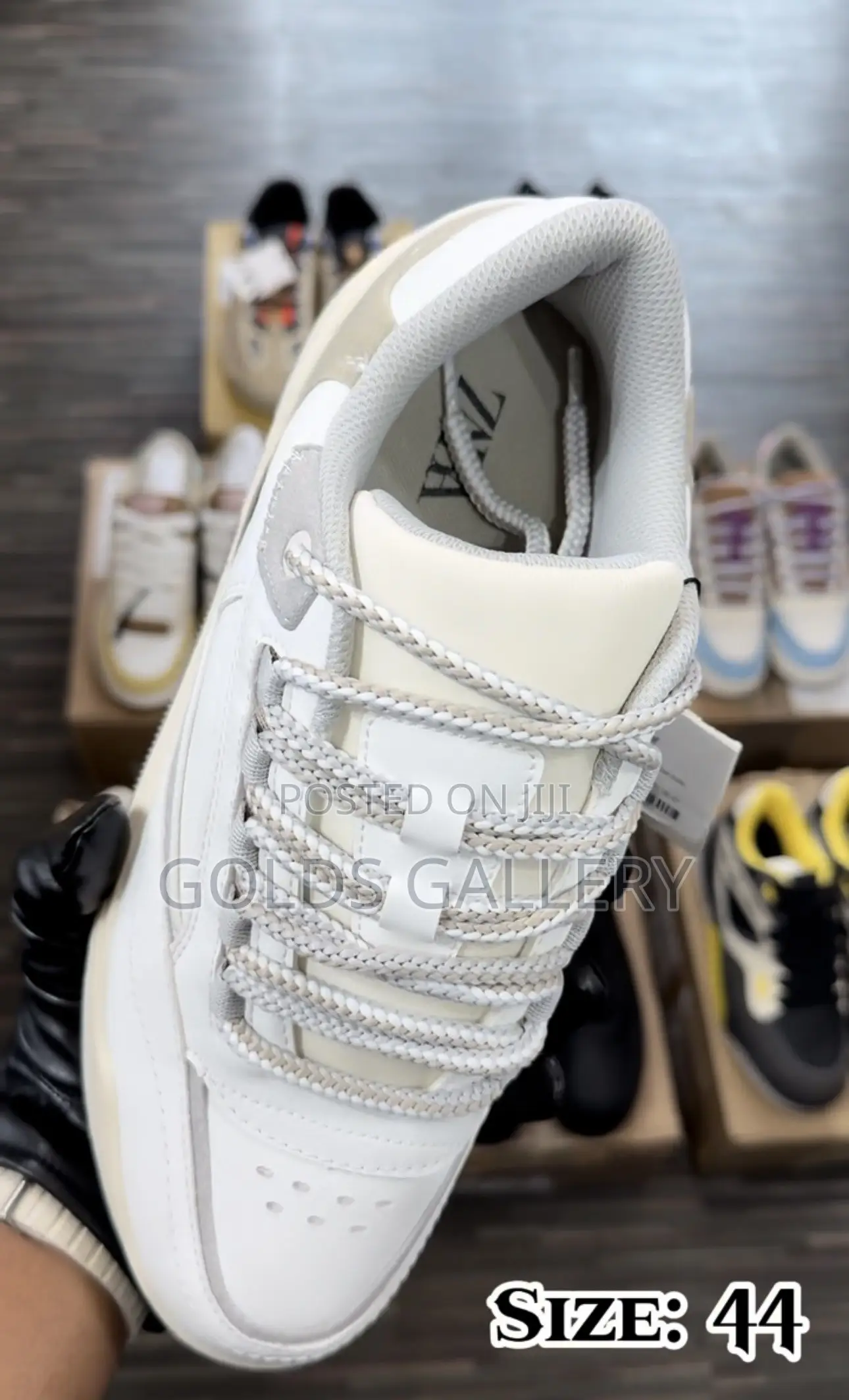 Multi Piece Sneaker (USA)