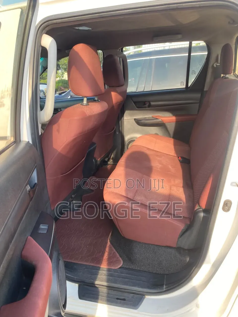 Toyota Hilux 2023 White