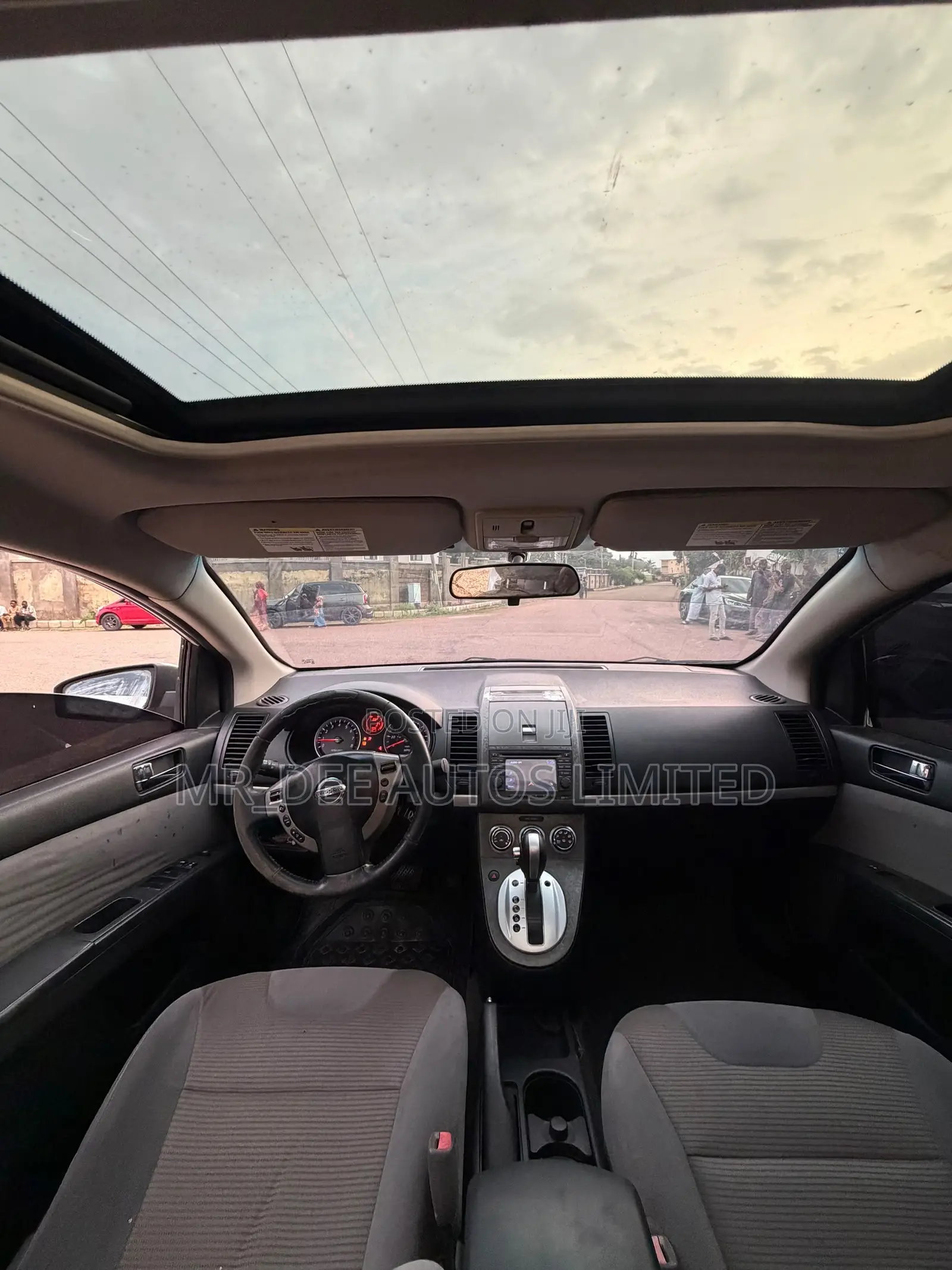 Nissan Sentra 2012 Silver