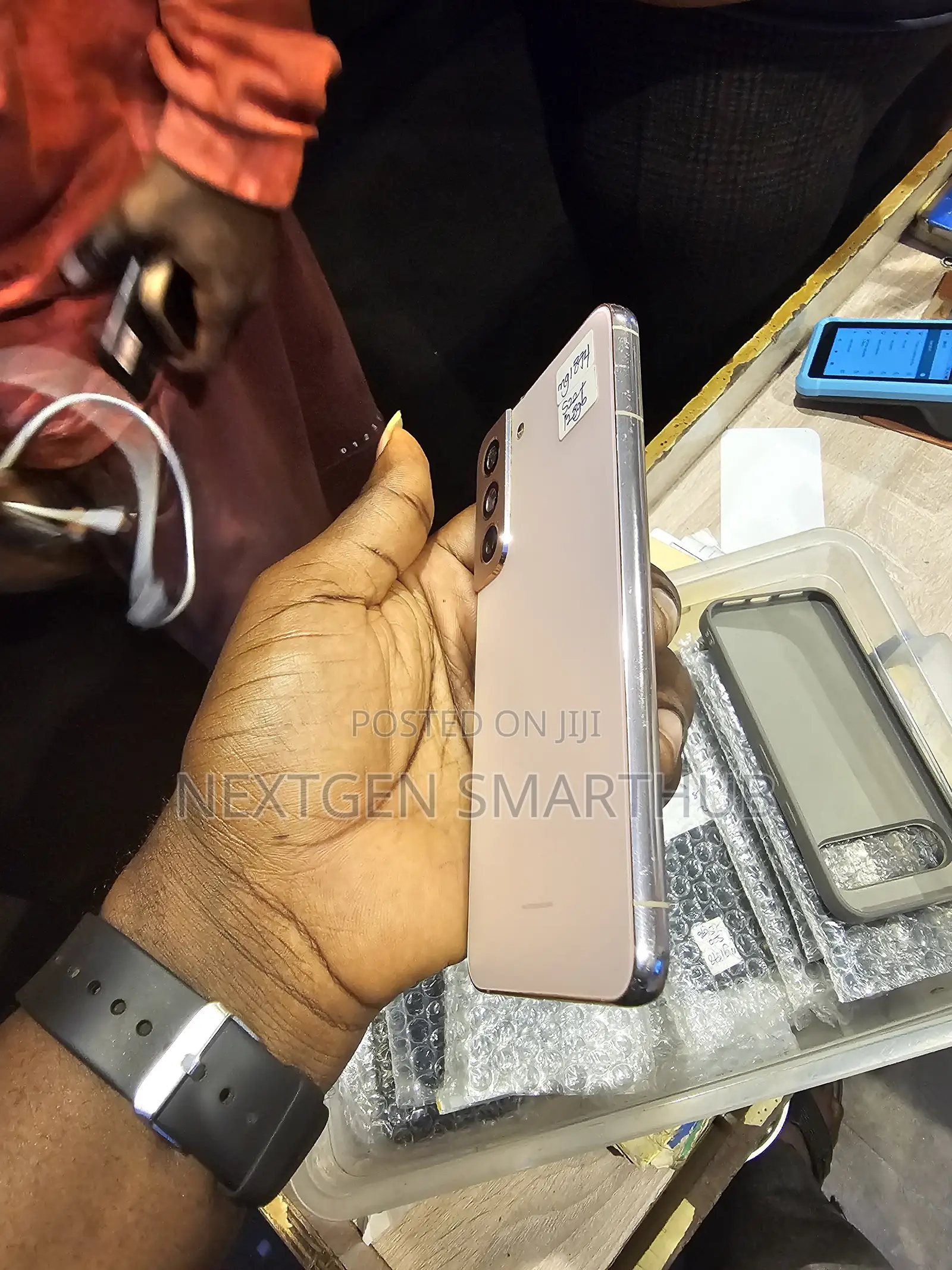 Samsung Galaxy S22+ 5G 128 GB Gold