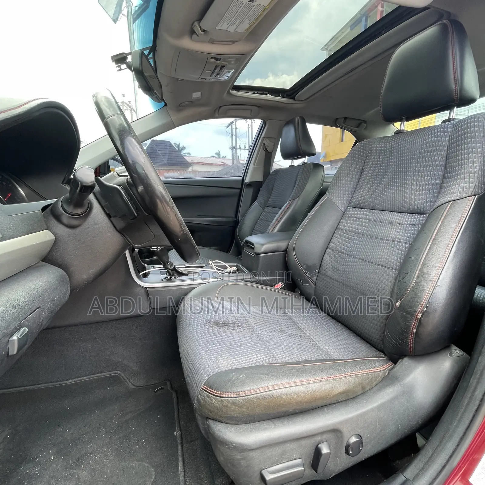 Toyota Camry SE 4dr Sedan (2.5L 4cyl 6A) 2016