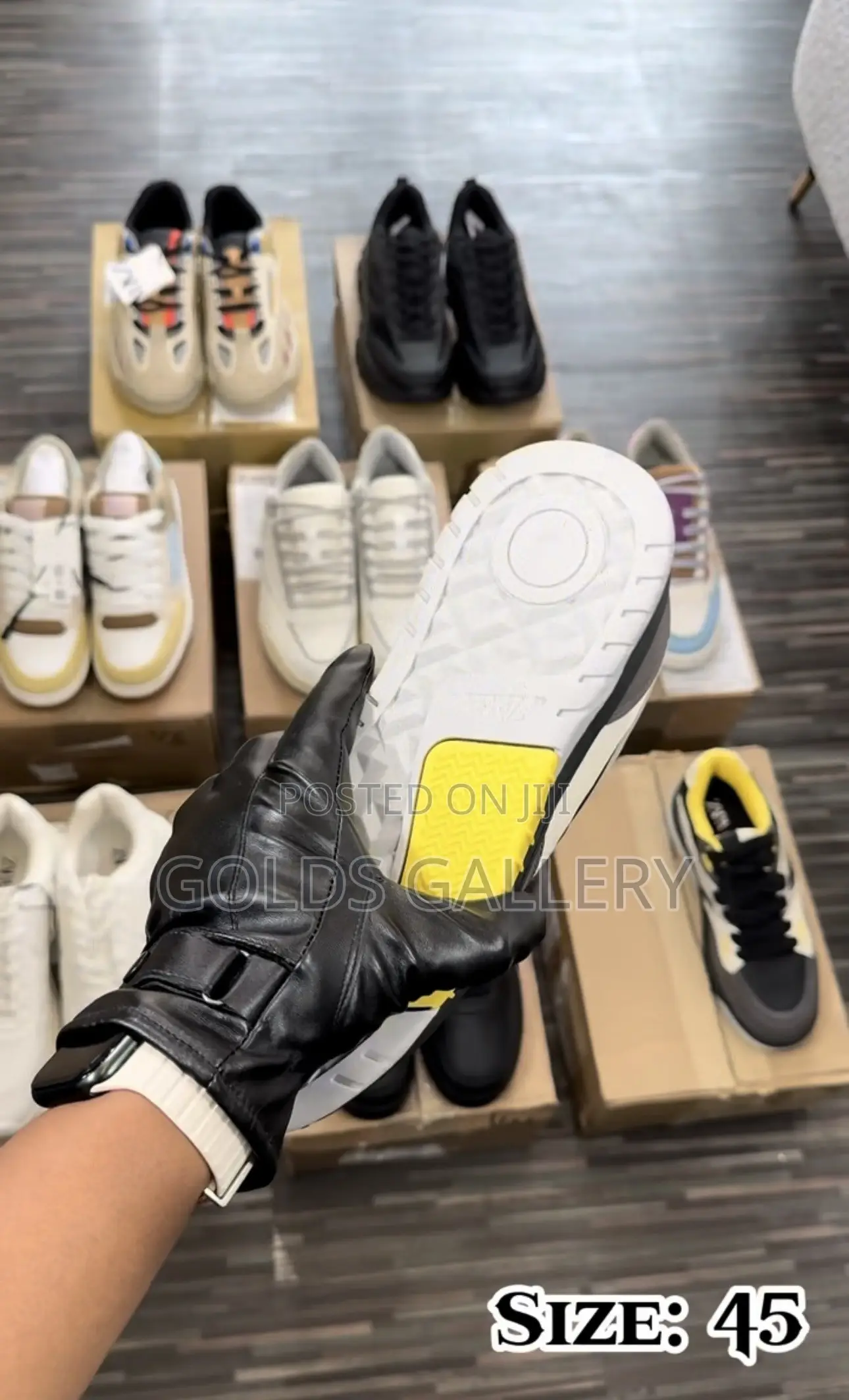 Multipiece Sneakers (USA)