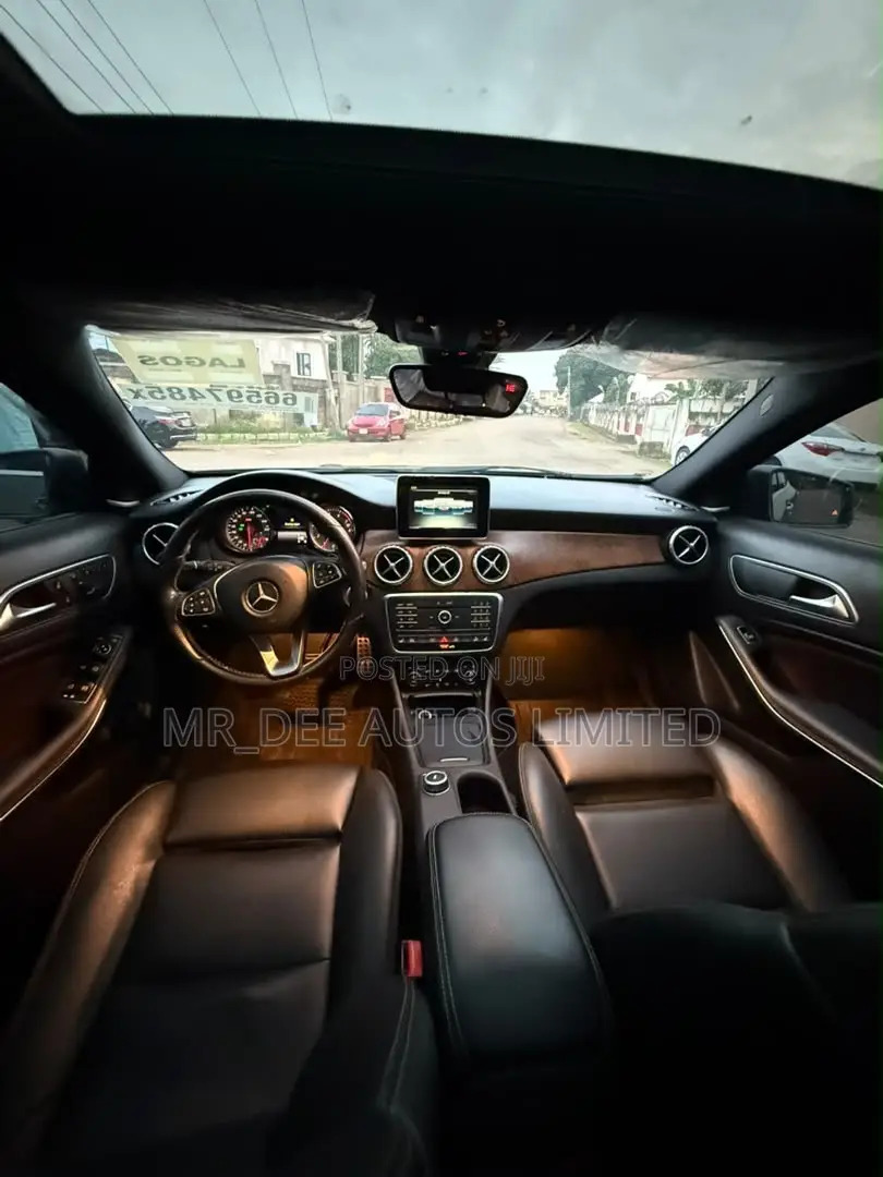 Mercedes-Benz GLA 250 2016 Gray