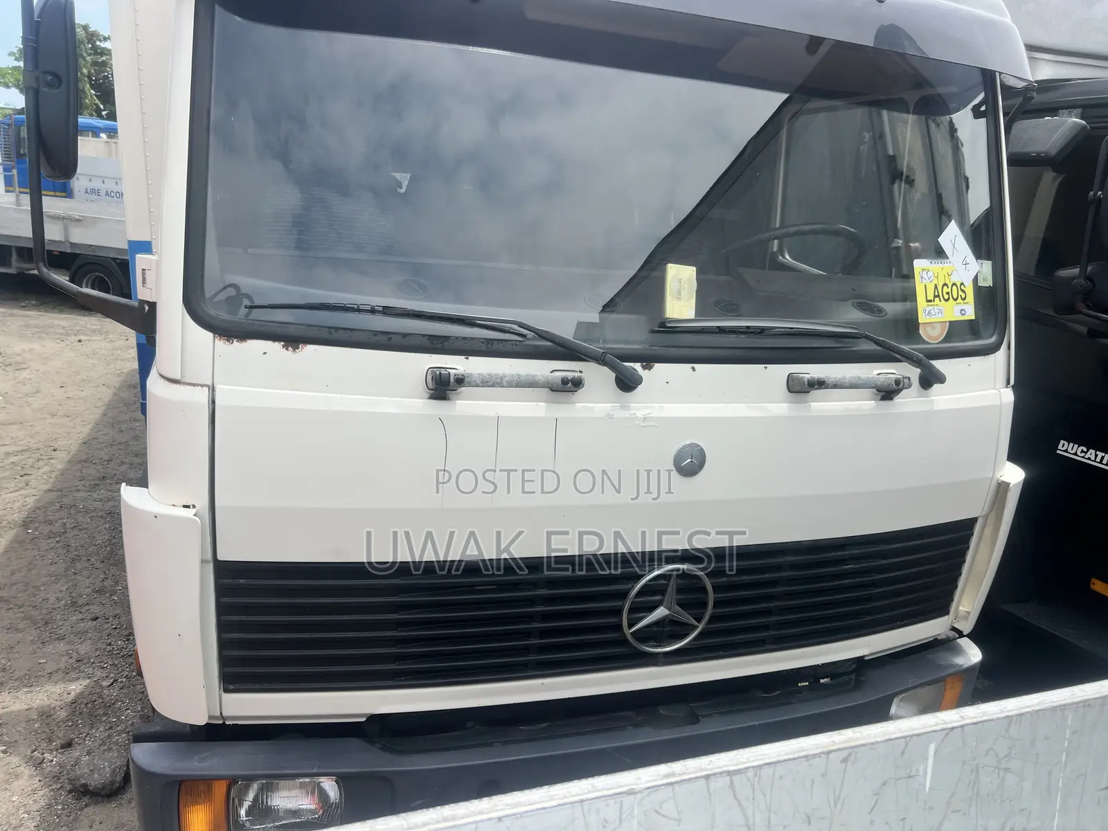 814 Benz Truck