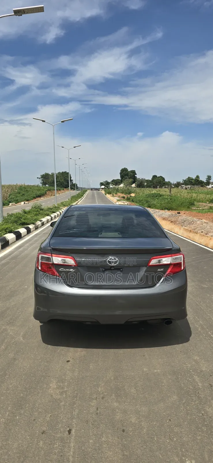Toyota Camry SE 4dr Sedan (2.5L 4cyl 6A) 2013 Gray