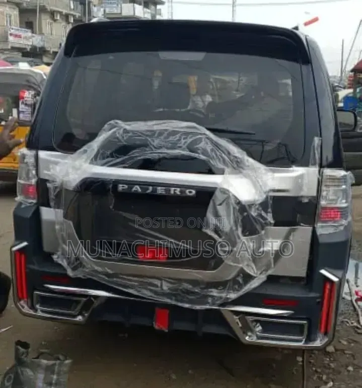Front and Back Conversion Mitsubishi Pajero Type 2024