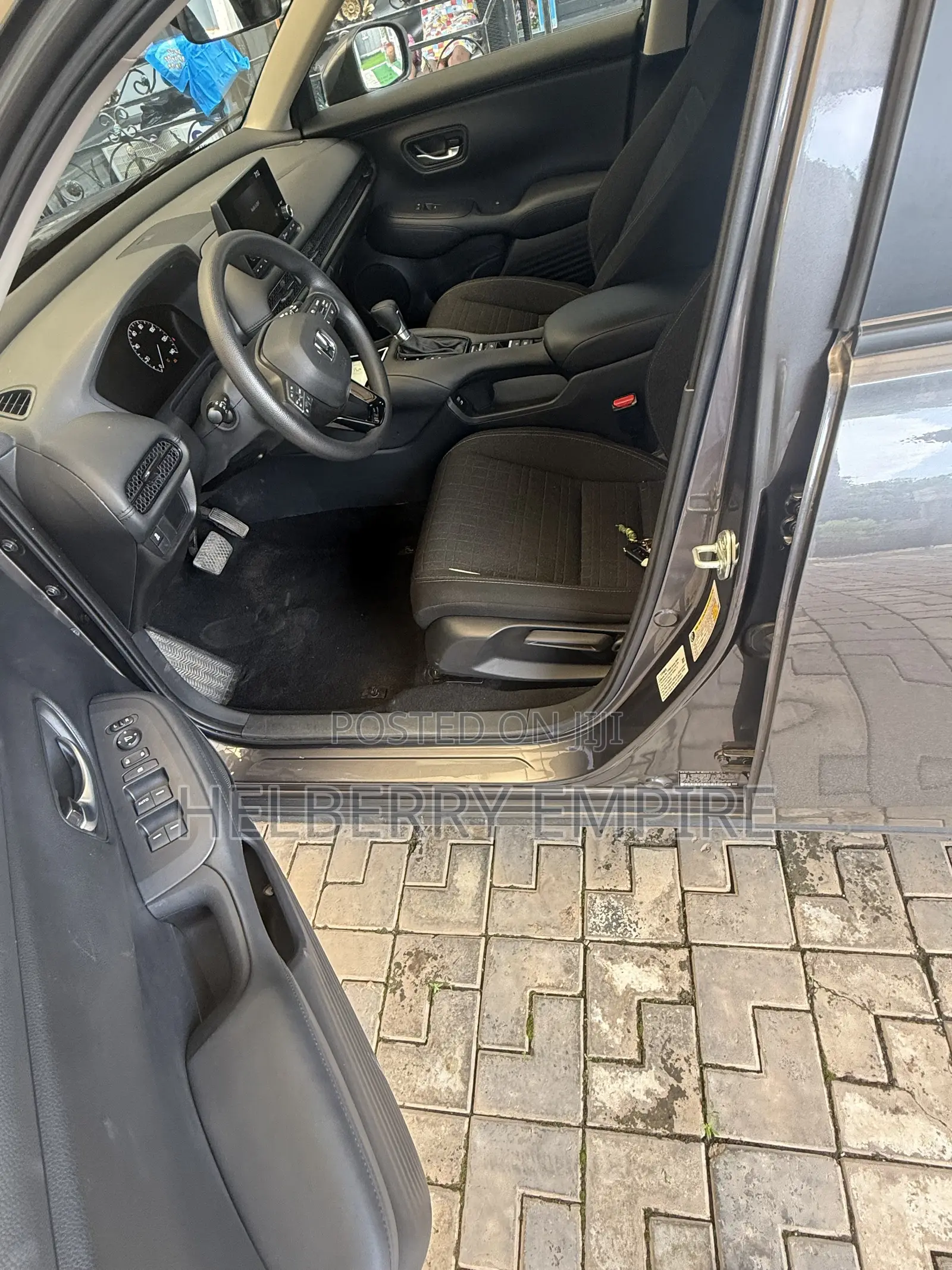 Honda HR-V LX AWD CVT 2025 Gray