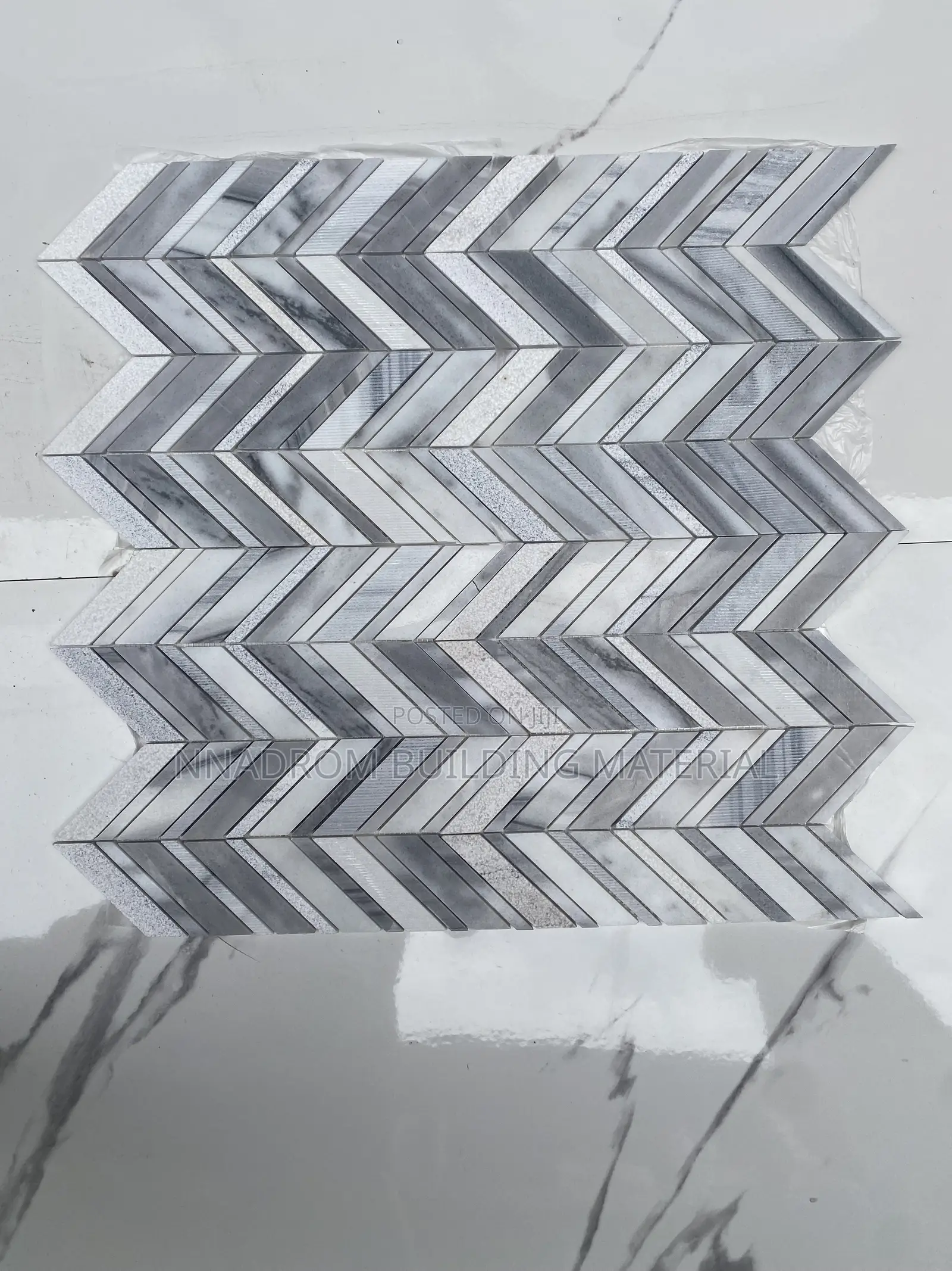 Unique Design White Marble Mosaic