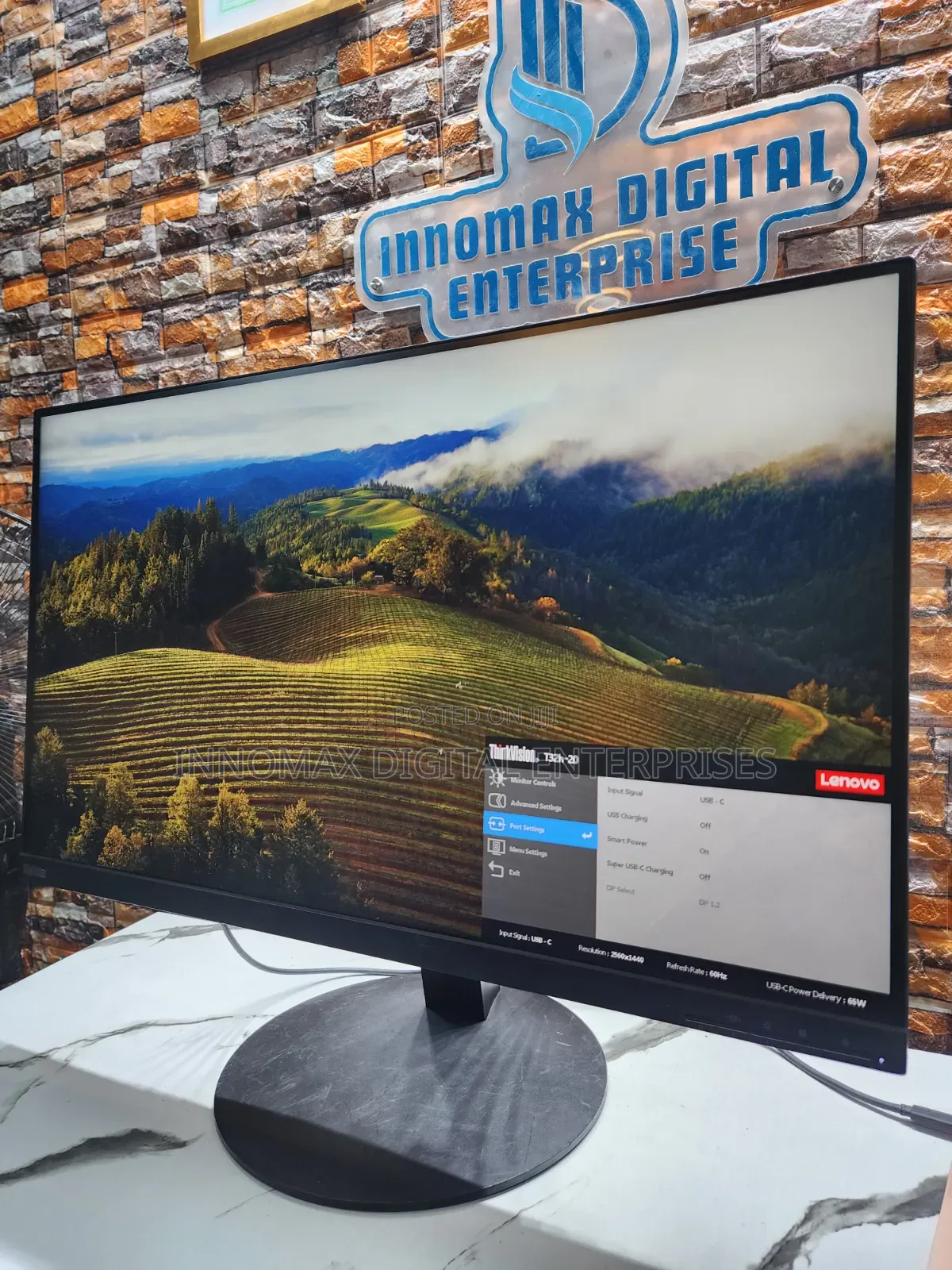 Lenovo 32-Inch Professional Monitor QHD (2560 X 1440) IPS,USB-C