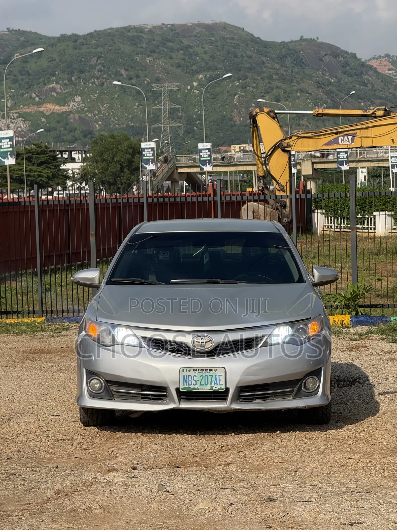 Toyota Camry SE Sport 4dr Sedan (2.5L 4cyl 6A) 2014 Silver