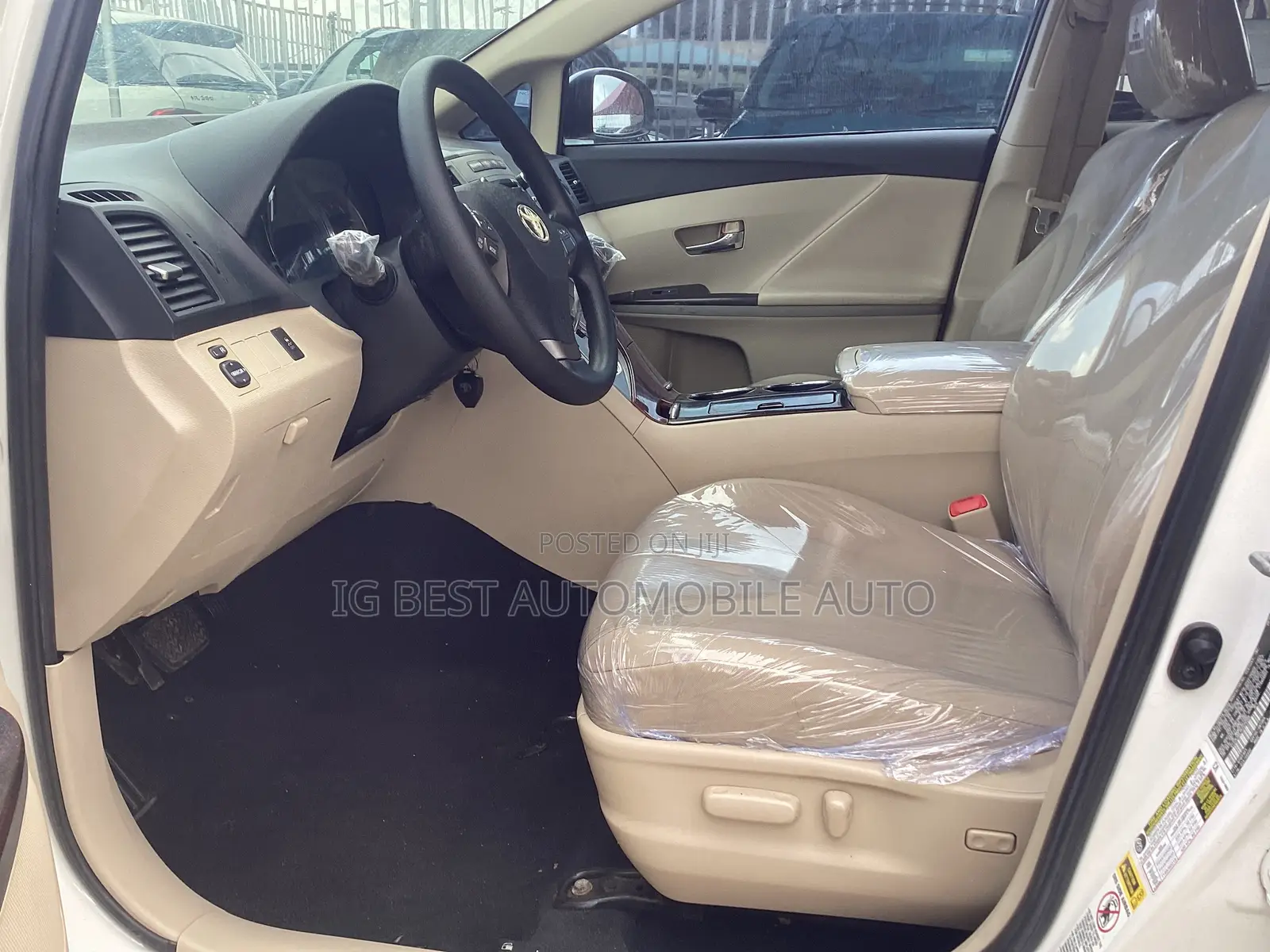 Toyota Venza 2011 White