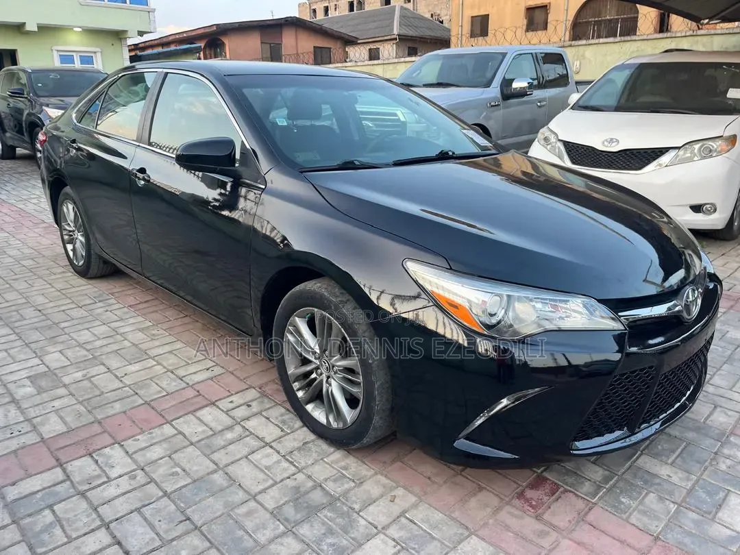 Toyota Camry SE 4dr Sedan (2.5L 4cyl 6A) 2015 Black