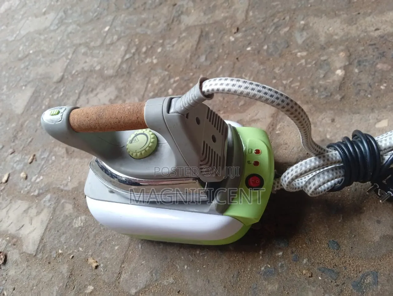 Premium Industrial Electric Steam Iron – Foreign Used Standard