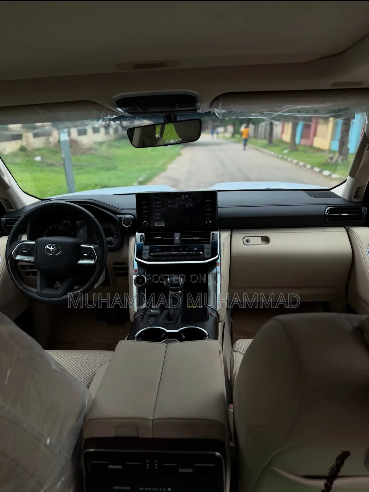 New Toyota Land Cruiser LC300 2025 Black