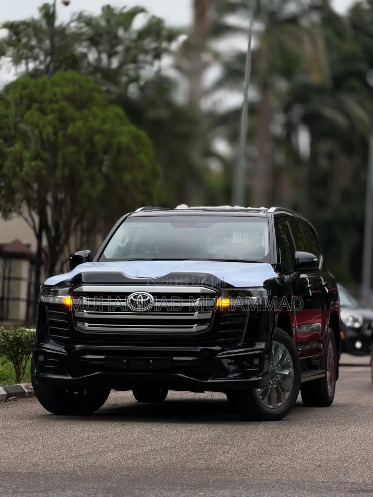 New Toyota Land Cruiser LC300 2025 Black