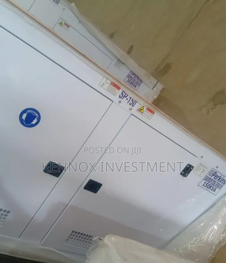 Standard 150kva Perkins Soundproof Diesel Generator.