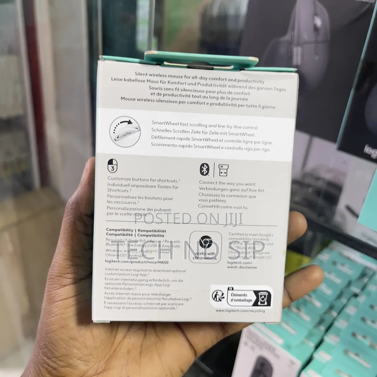 Logitech Signature M650 Bluetooth Mouse