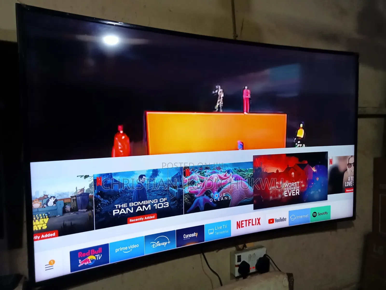 55 Inches Samsung Curved Screen TV