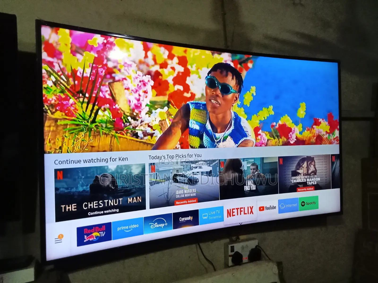 55 Inches Samsung Curved Screen TV