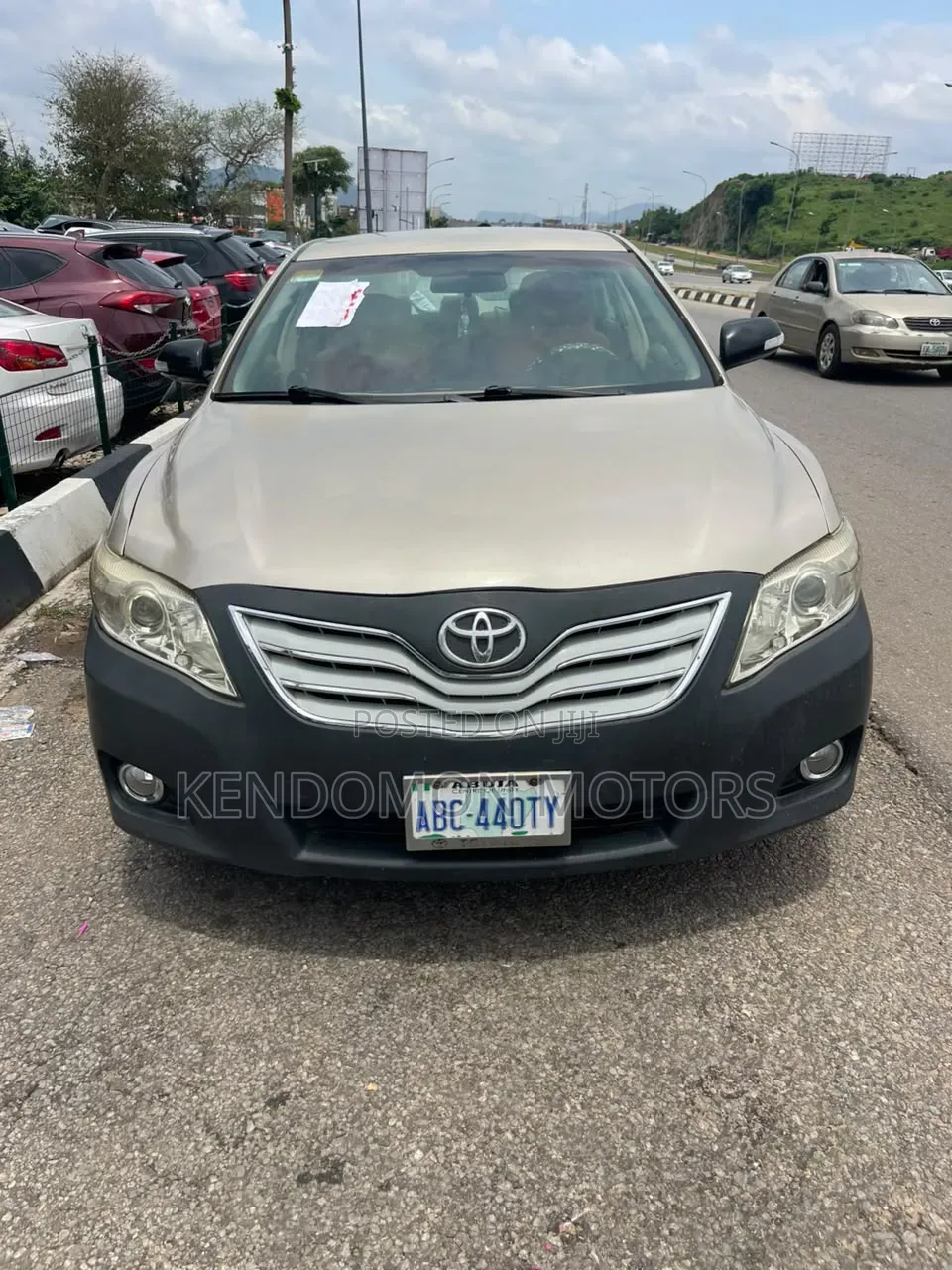 Toyota Camry XLE 4dr Sedan (2.4L 4cyl 5A) 2007 Gold