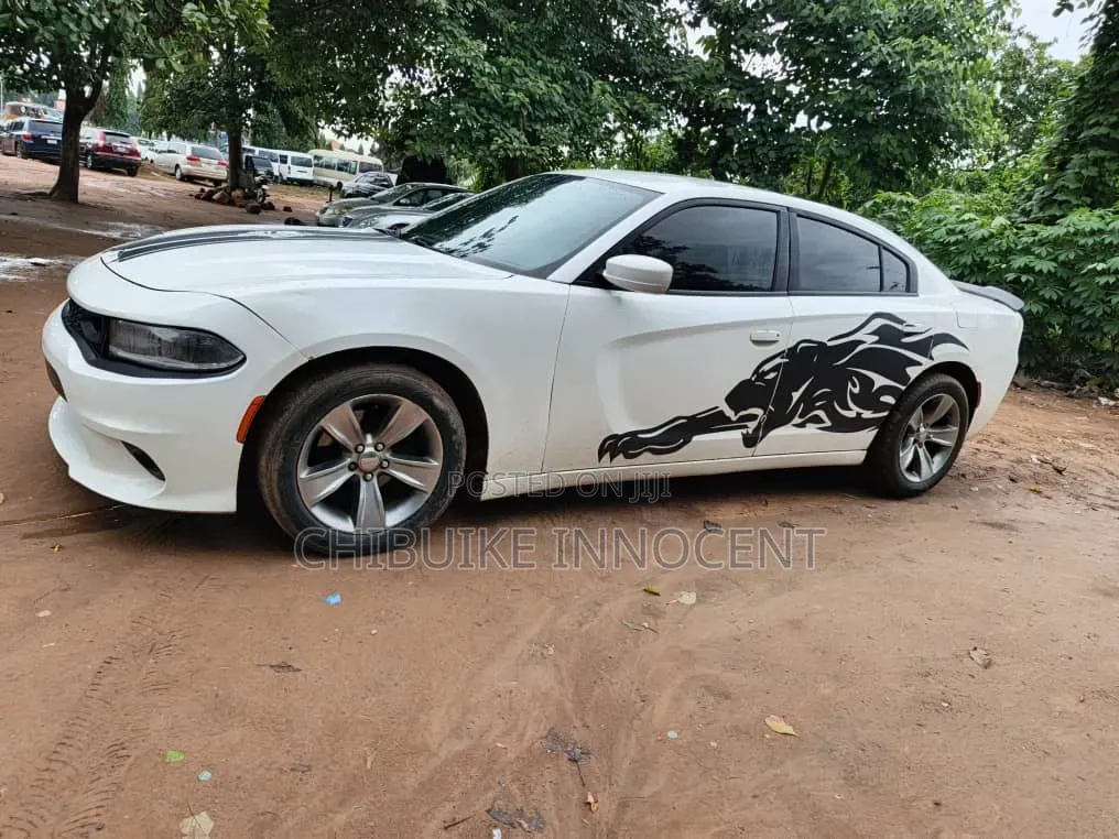 Dodge Charger 2016