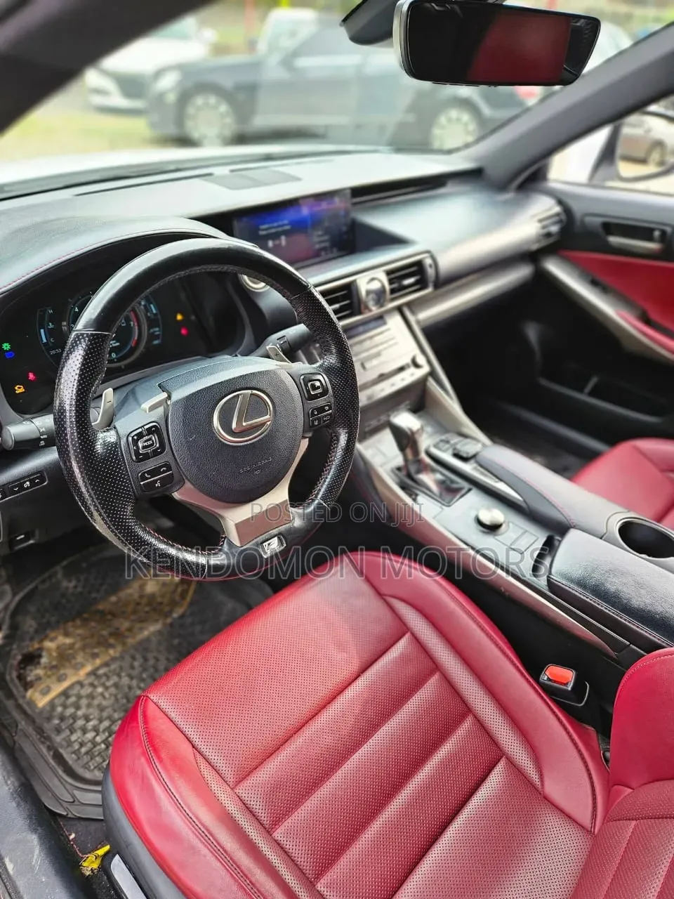 Lexus IS 300 AWD 2016 White