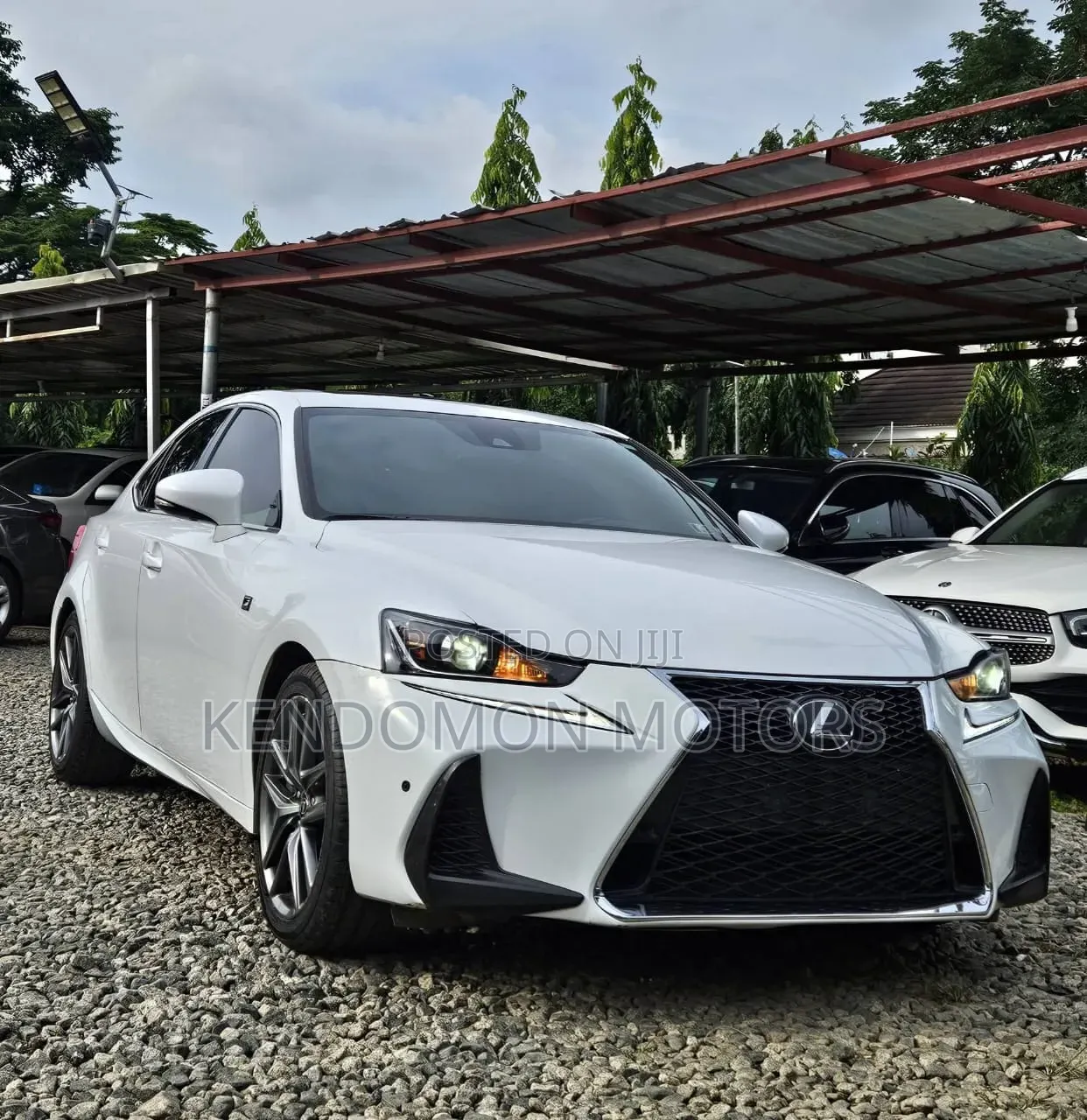 Lexus IS 300 AWD 2016 White