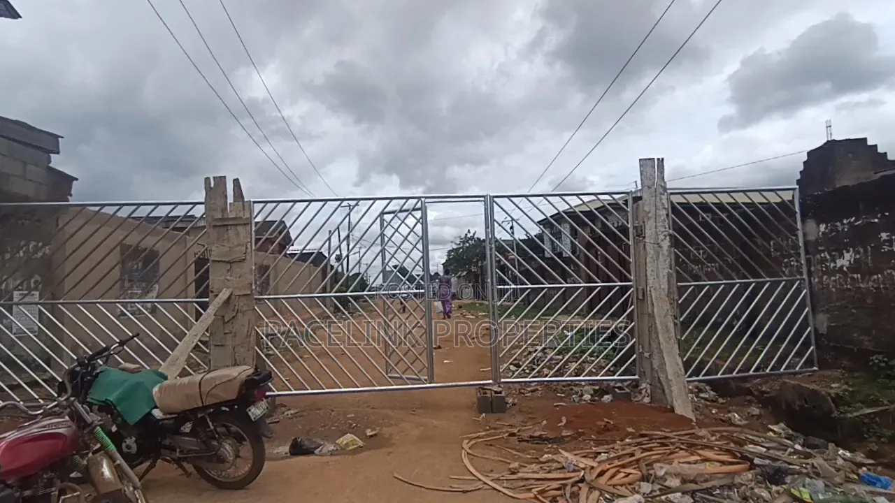 12bdrm Block of Flats in Ayobo for sale