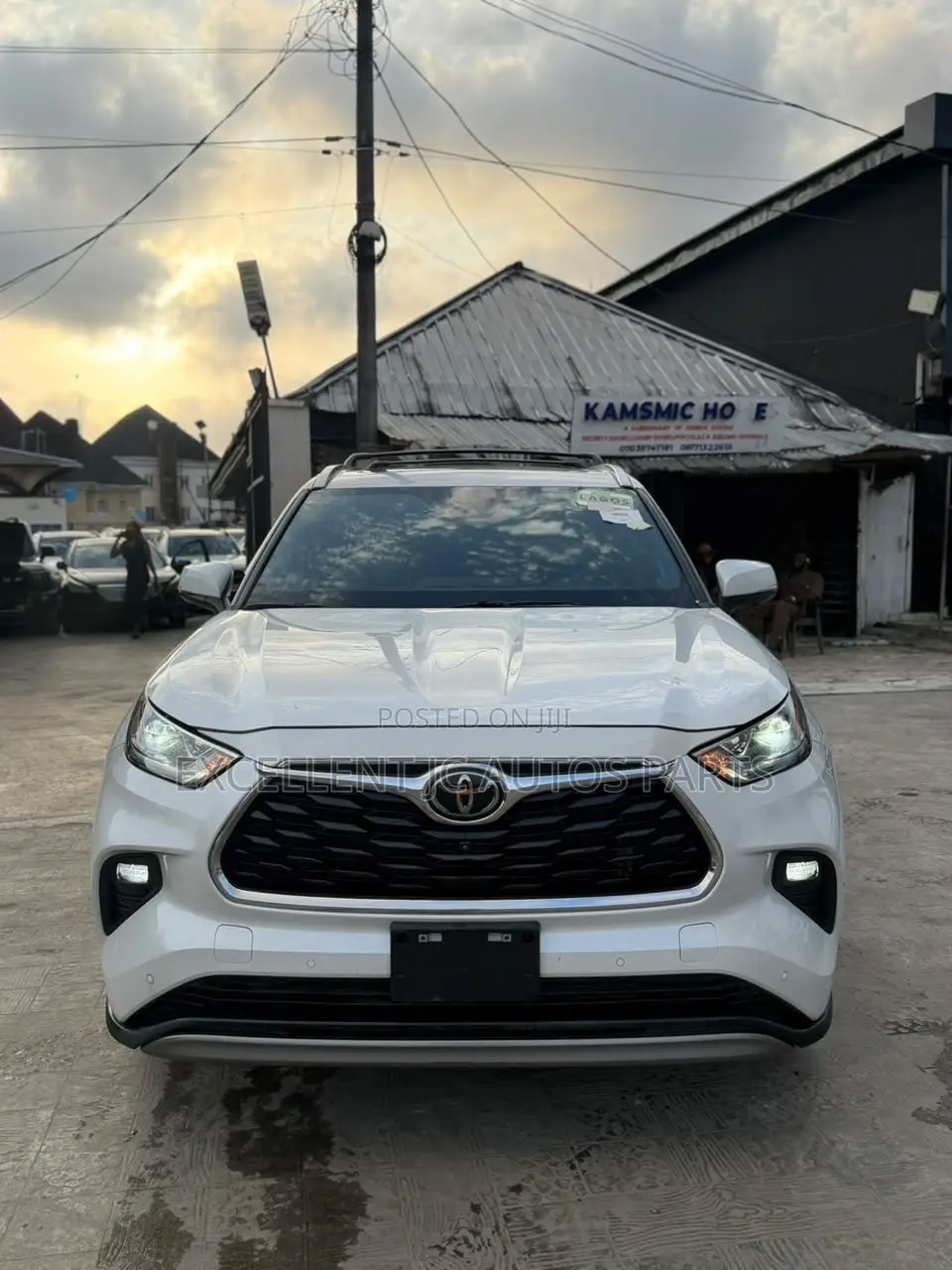 Toyota Highlander Platinum AWD 2023 White
