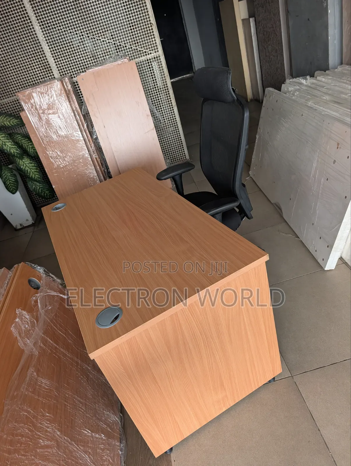 Imported Office Tables Uk