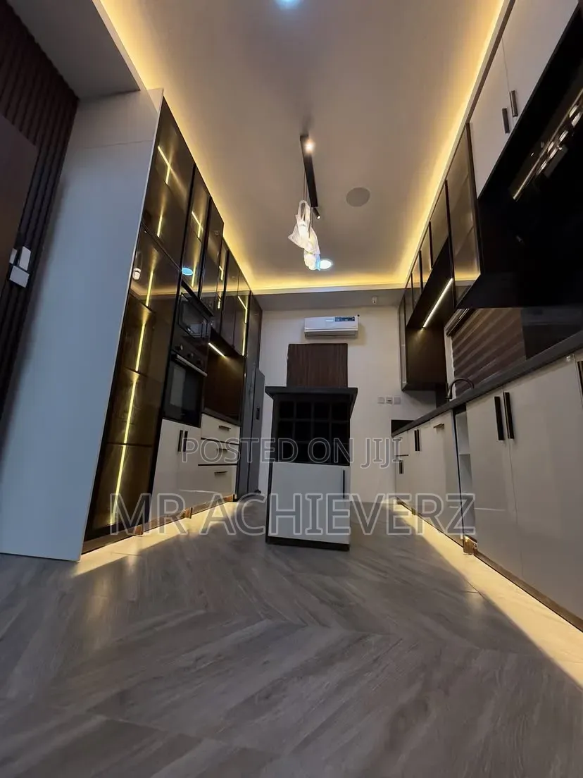 4bdrm Duplex in Gbalagam, Obio-Akpor for sale