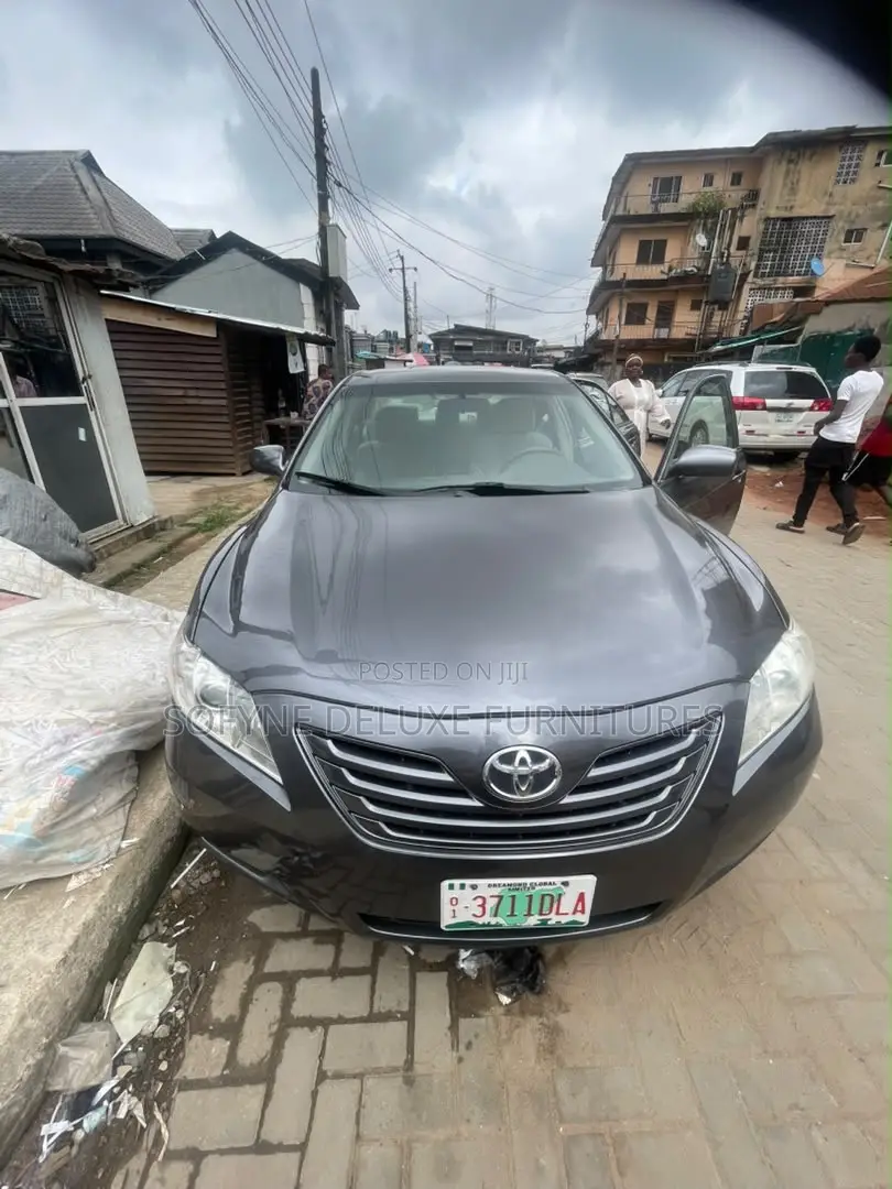 Toyota Camry 2008 Gray
