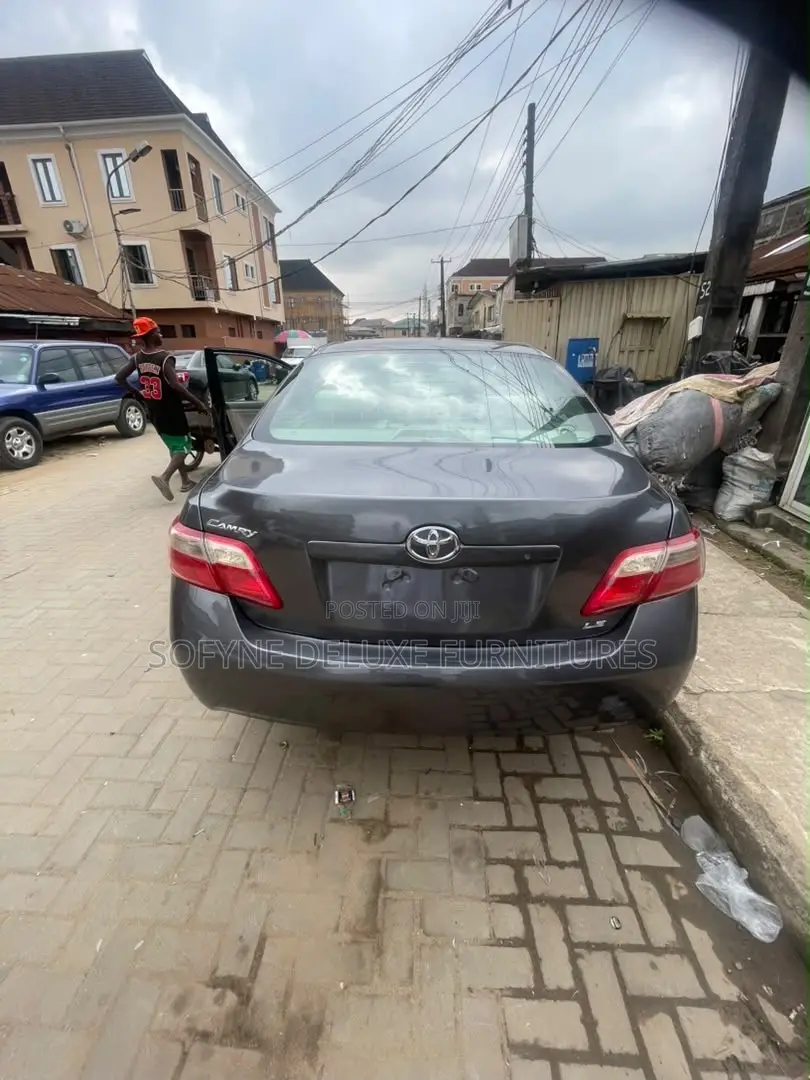Toyota Camry 2008 Gray
