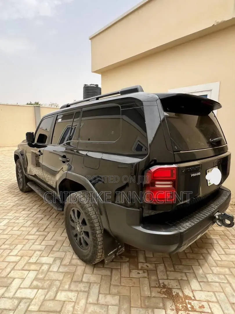 Toyota Land Cruiser Prado 2025