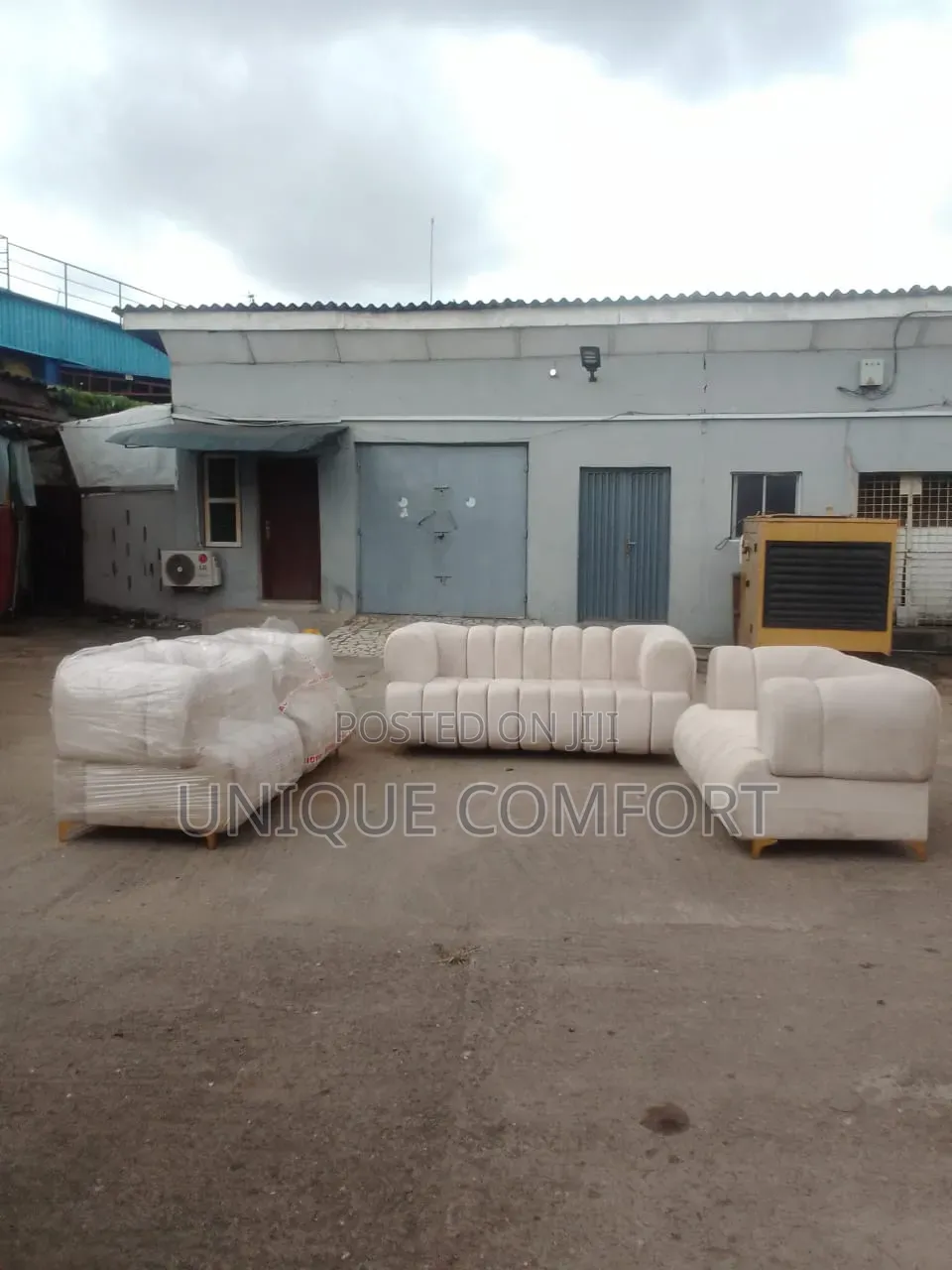 Brand New 7 Seaters Luxury Upholstered Crouch (3,2,1,1)