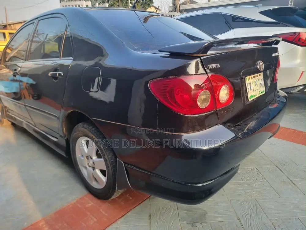 Toyota Corolla 2006 Black
