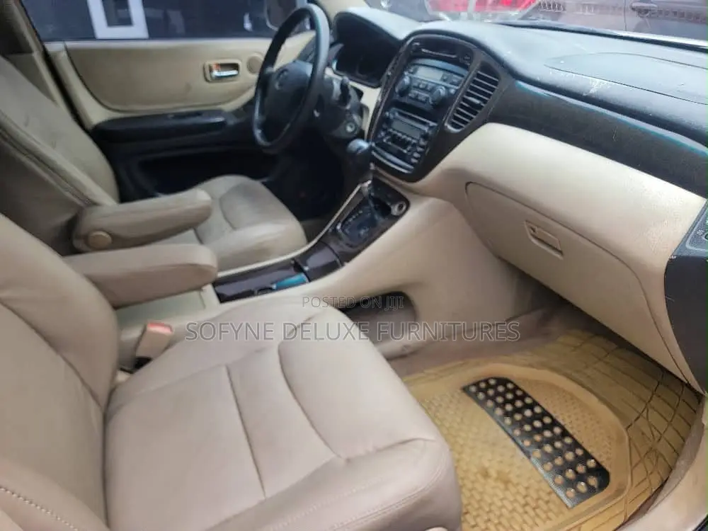 Toyota Highlander 2005 Gold