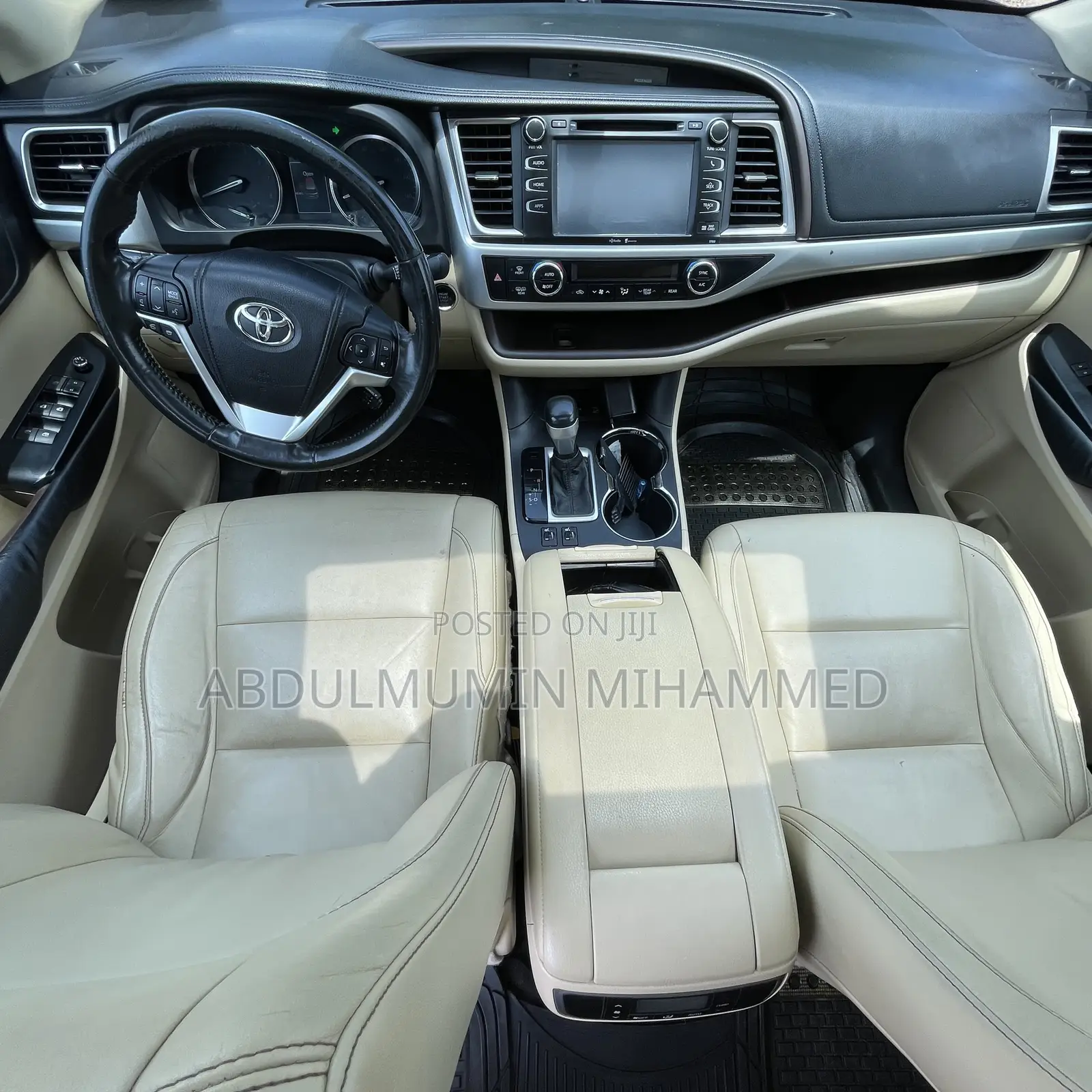 Toyota Highlander XLE 4dr SUV AWD (3.5L 6cyl 6A) 2015