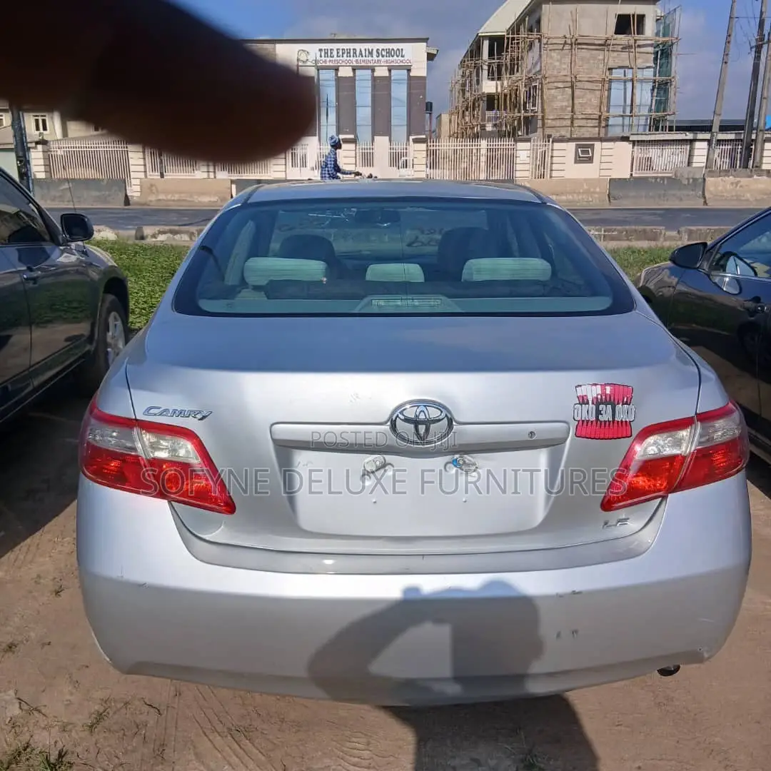 Toyota Camry 2008 Silver