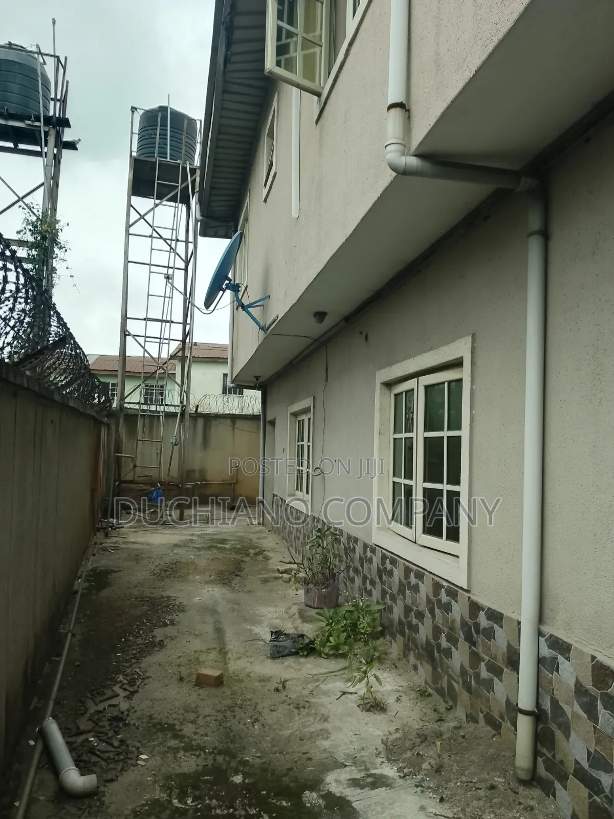 10bdrm Duplex in Phase 2 for sale